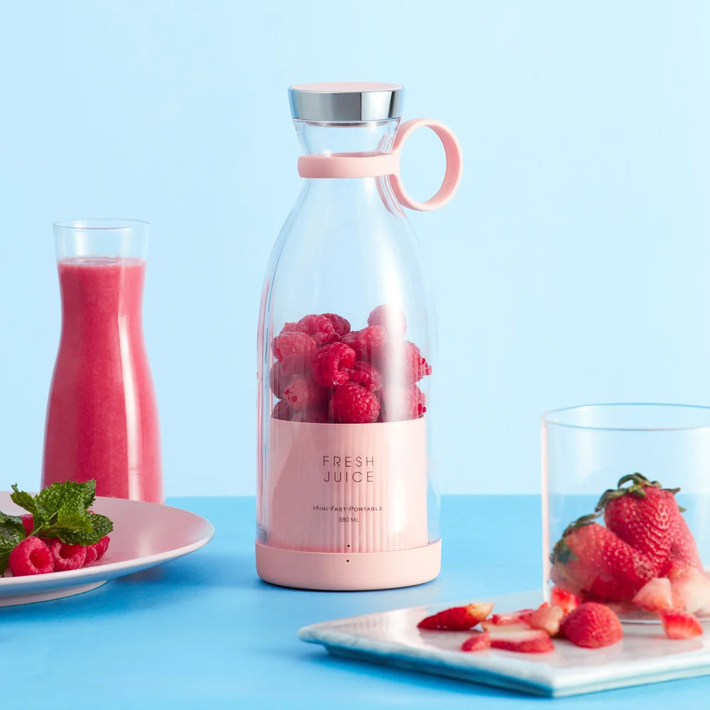 Revolutionary Portable Electric Juicer: Your Ultimate Mini Blender for Fresh Fruit, Smoothies, and Milkshakes!